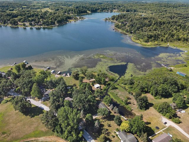 57436 Gearharts Landing Road, Three Rivers, MI 49093