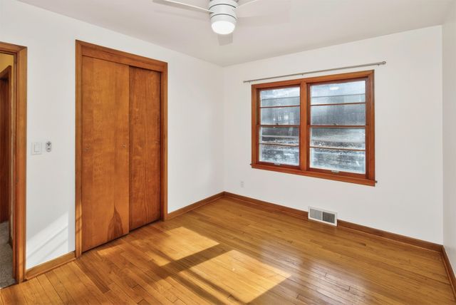 5000 Pleasant Street, Des Moines, IA 50312