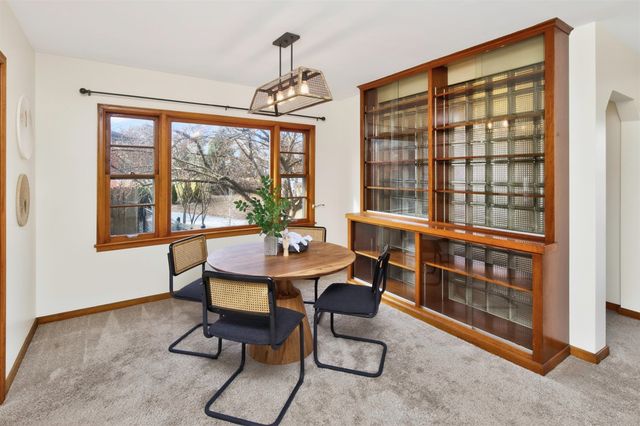 5000 Pleasant Street, Des Moines, IA 50312