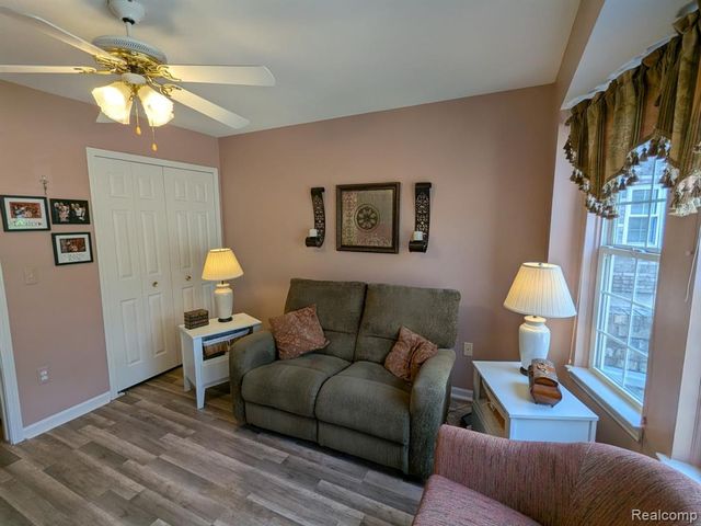 48659 Sundance Court 159, Utica, MI 48315