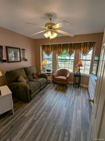 48659 Sundance Court 159, Utica, MI 48315