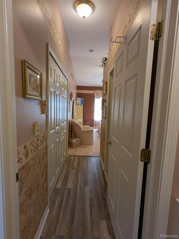 48659 Sundance Court 159, Utica, MI 48315
