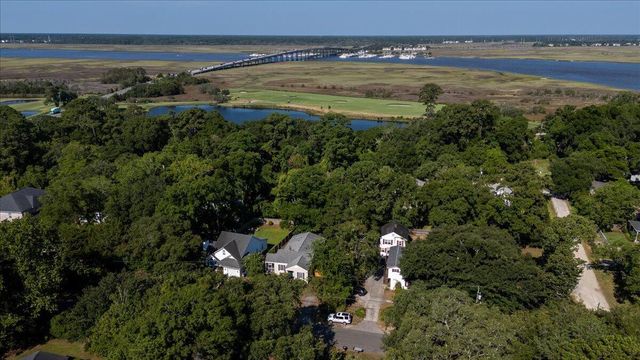 329 Riverland Drive, Charleston, SC 29412