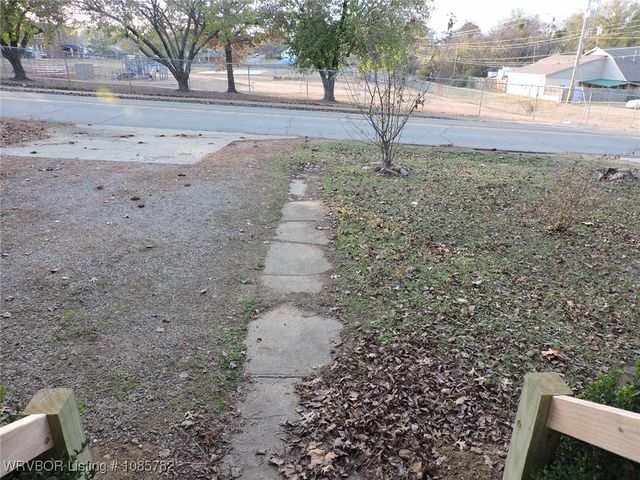 1605 S Greenwood Avenue, Fort Smith, AR 72901