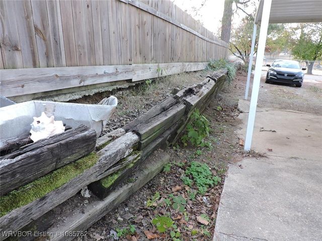 1605 S Greenwood Avenue, Fort Smith, AR 72901