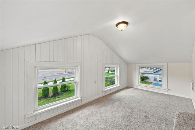 4651 E Lake Road, Sheffield Lake, OH 44054