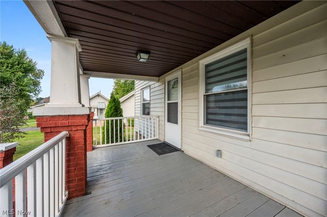 4651 E Lake Road, Sheffield Lake, OH 44054