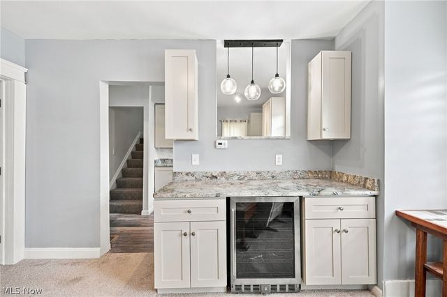 4651 E Lake Road, Sheffield Lake, OH 44054