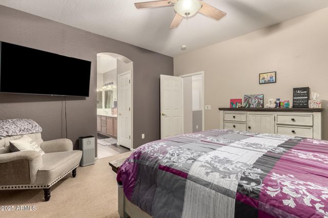 2043 W PERIWINKLE Way, Chandler, AZ 85248