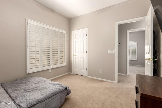 2043 W PERIWINKLE Way, Chandler, AZ 85248