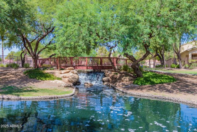 2043 W PERIWINKLE Way, Chandler, AZ 85248