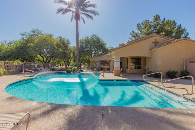 2043 W PERIWINKLE Way, Chandler, AZ 85248