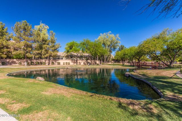 2043 W PERIWINKLE Way, Chandler, AZ 85248