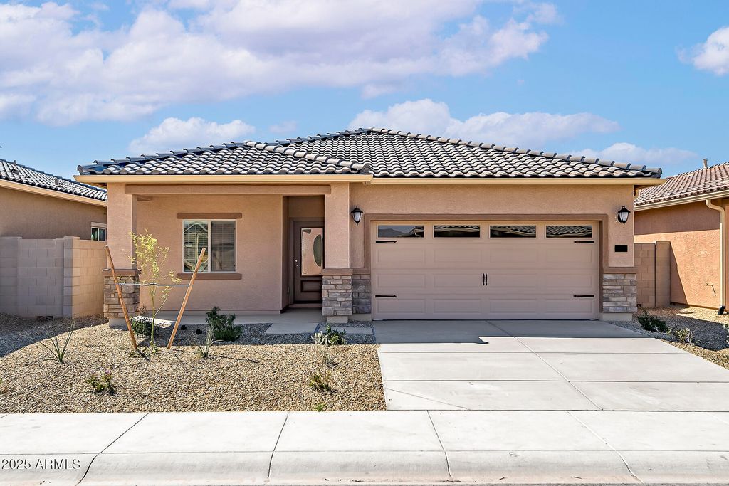 24625 W ST ANNE Avenue, Buckeye, AZ 85326 — exterior