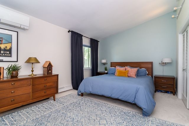 48 Beacon St, Natick, MA 01760