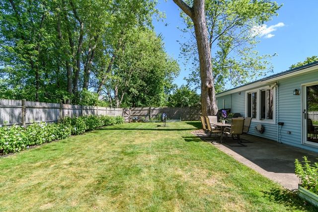 48 Beacon St, Natick, MA 01760
