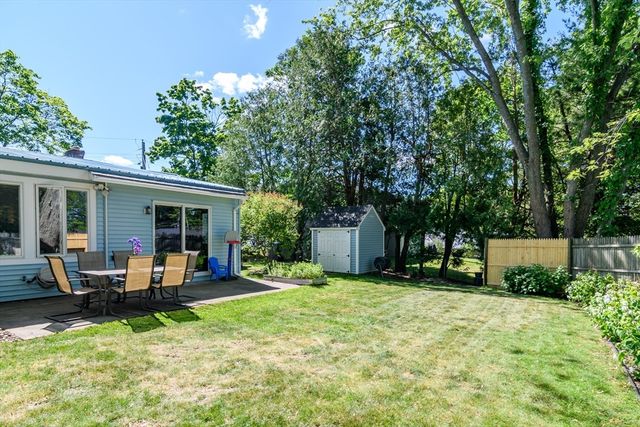 48 Beacon St, Natick, MA 01760