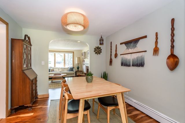 48 Beacon St, Natick, MA 01760