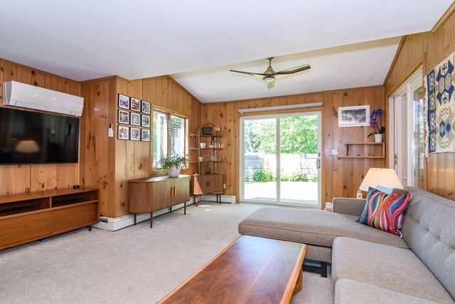 48 Beacon St, Natick, MA 01760