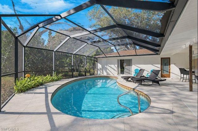 1334 Vesper DR, Fort Myers, FL 33901