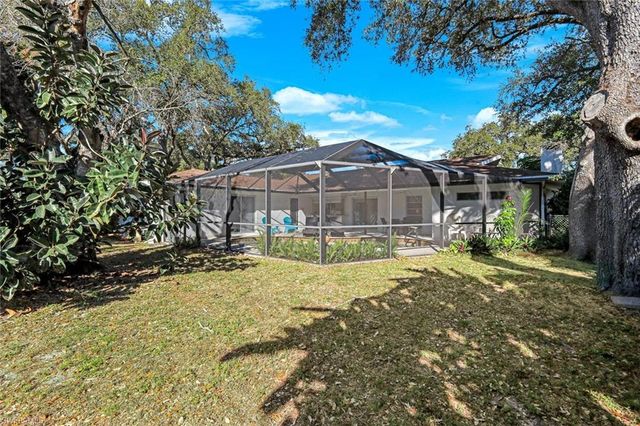 1334 Vesper DR, Fort Myers, FL 33901