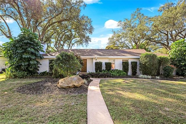 1334 Vesper DR, Fort Myers, FL 33901