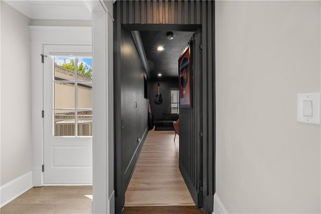 3715 Peachtree Road NE 9, Atlanta, GA 30319