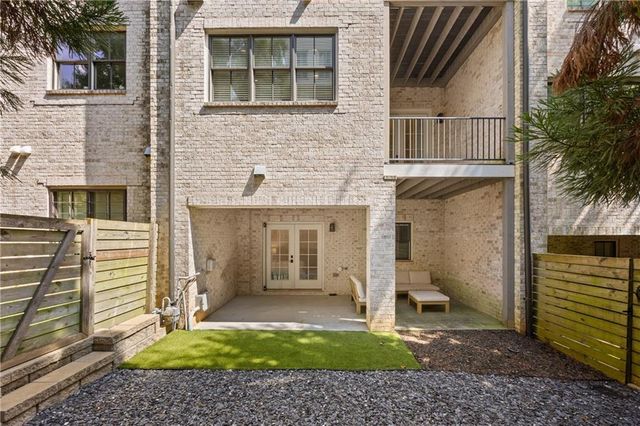 3715 Peachtree Road NE 9, Atlanta, GA 30319