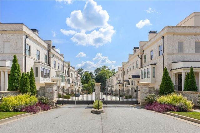 3715 Peachtree Road NE 9, Atlanta, GA 30319