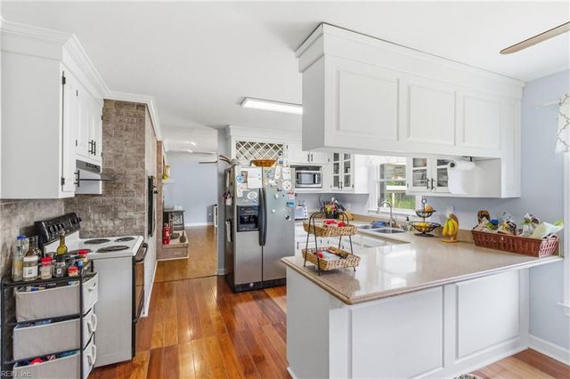 108 Marshall CT, Moyock, NC 27958