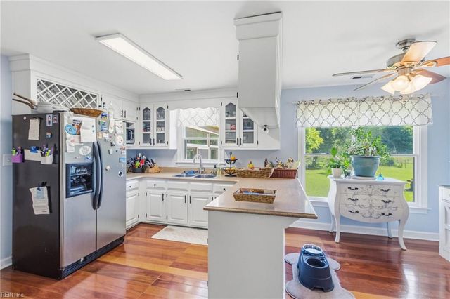 108 Marshall CT, Moyock, NC 27958