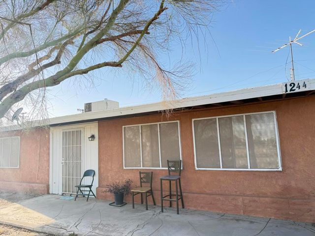 1244 Arcadia Avenue, Thermal, CA 92274