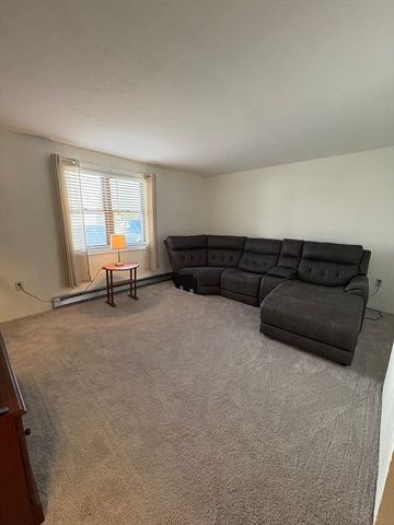 48 Gibbs St 2-1B, Worcester, MA 01607