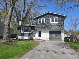 107 Harding Ave N, Salina, NY 13088