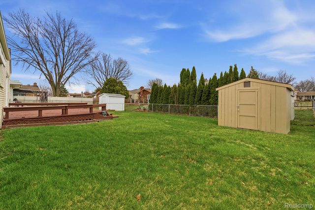 3064 Charity Dr, Sterling Heights, MI 48310