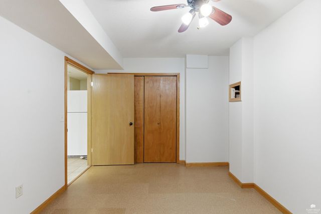 125 Hunter Drive, Manhattan, KS 66503