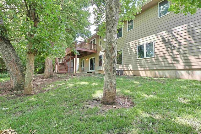 125 Hunter Drive, Manhattan, KS 66503