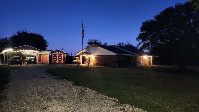 3253 County Road 2176, Greenville, TX 75402