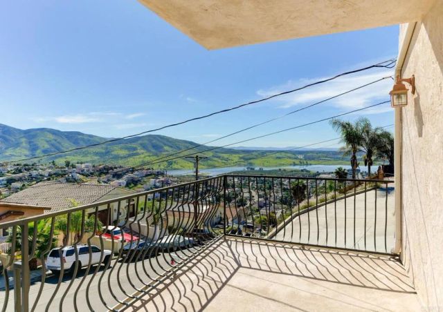 1634 La Presa Avenue, Spring Valley, CA 91977