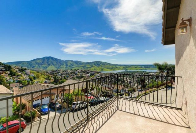 1634 La Presa Avenue, Spring Valley, CA 91977