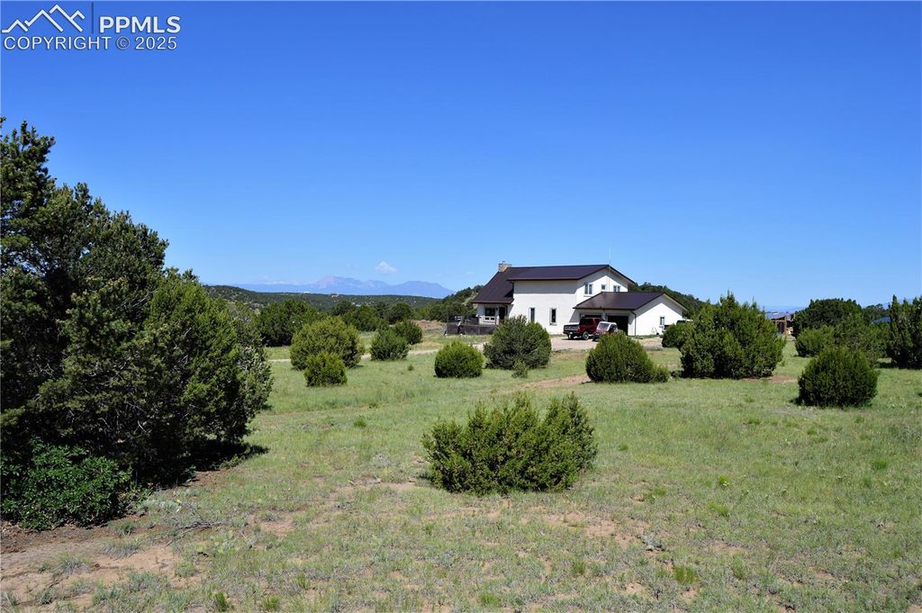 205 Hoofprint Court, Walsenburg, CO 81089 — photo 2