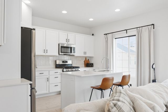 1618 WILLIAMS DR, West Haven, UT 84401