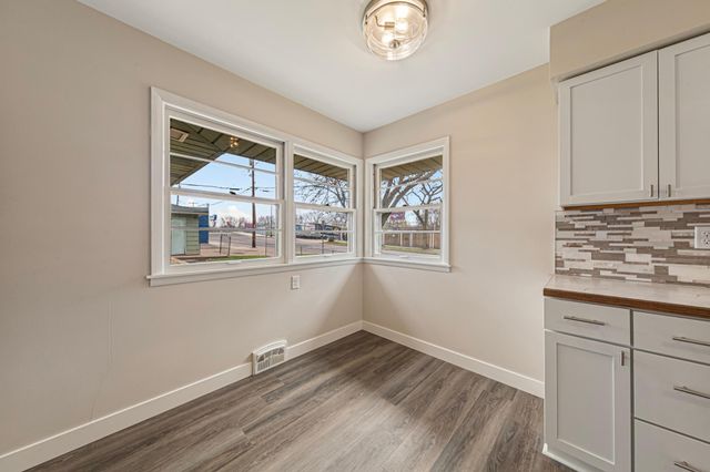 1384 Albemarle Street, Saint Paul, MN 55117