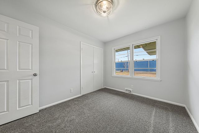 1384 Albemarle Street, Saint Paul, MN 55117