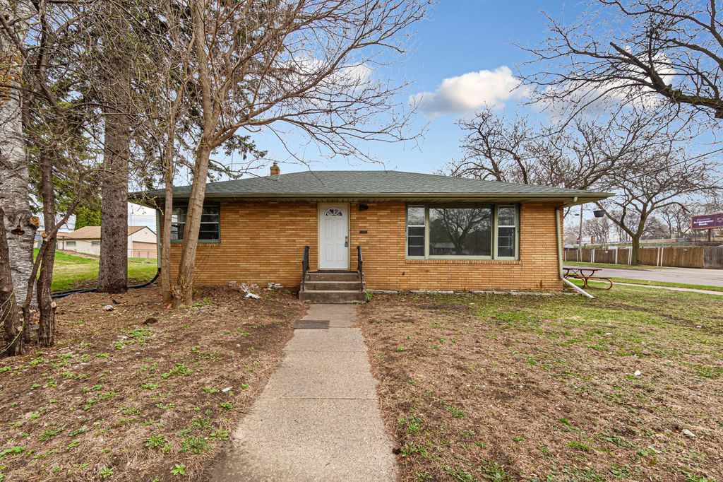 1384 Albemarle Street, Saint Paul, MN 55117