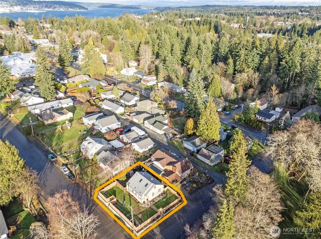 703 Melcher Street, Port Orchard, WA 98366