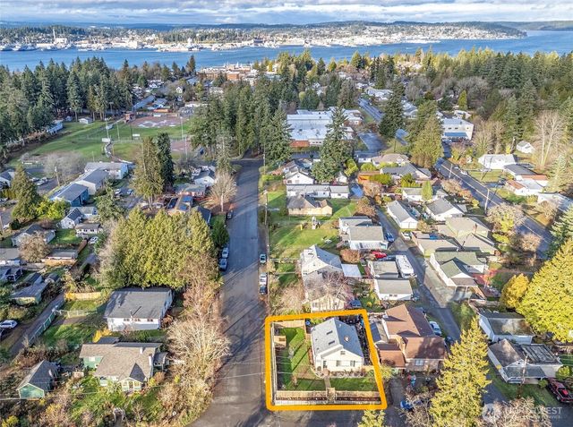 703 Melcher Street, Port Orchard, WA 98366