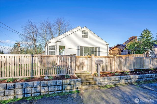 703 Melcher Street, Port Orchard, WA 98366