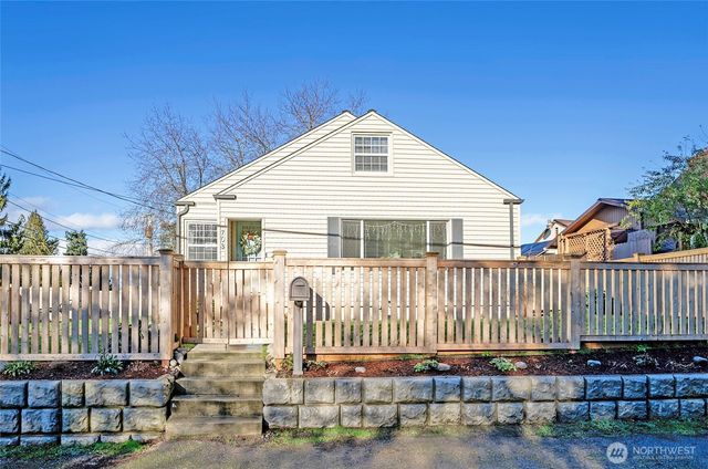 703 Melcher Street, Port Orchard, WA 98366