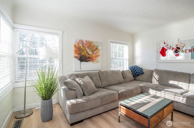 703 Melcher Street, Port Orchard, WA 98366